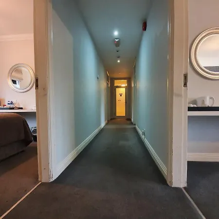Billy Byrnes Bar & Guestrooms Kilkenny