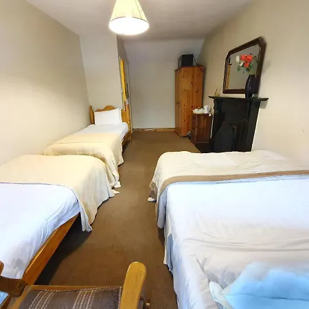 Gæstehus Billy Byrnes Bar & Guestrooms